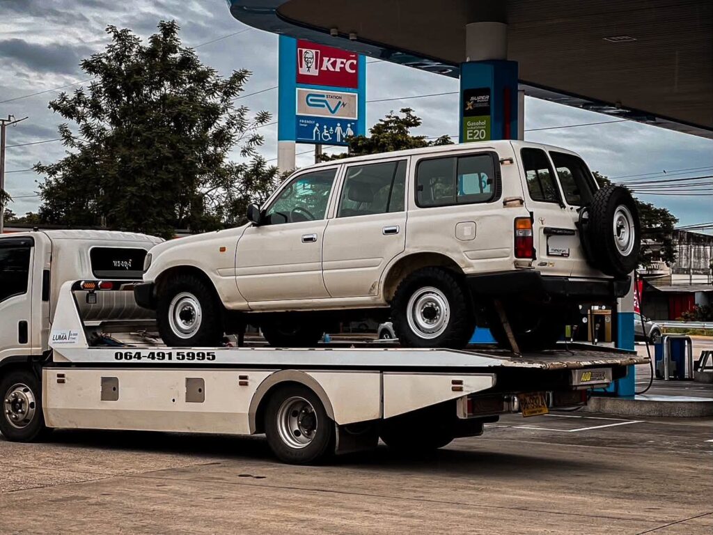 รถสไลด์บางแค LUMA ขนย้ายรถ SUV อย่างปลอดภัย