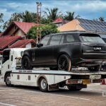 รถสไลด์กรุงเทพ LUMA ขนย้าย Range Rover สีดำ